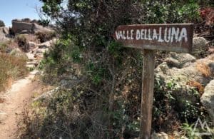 Hike to Valle della Luna